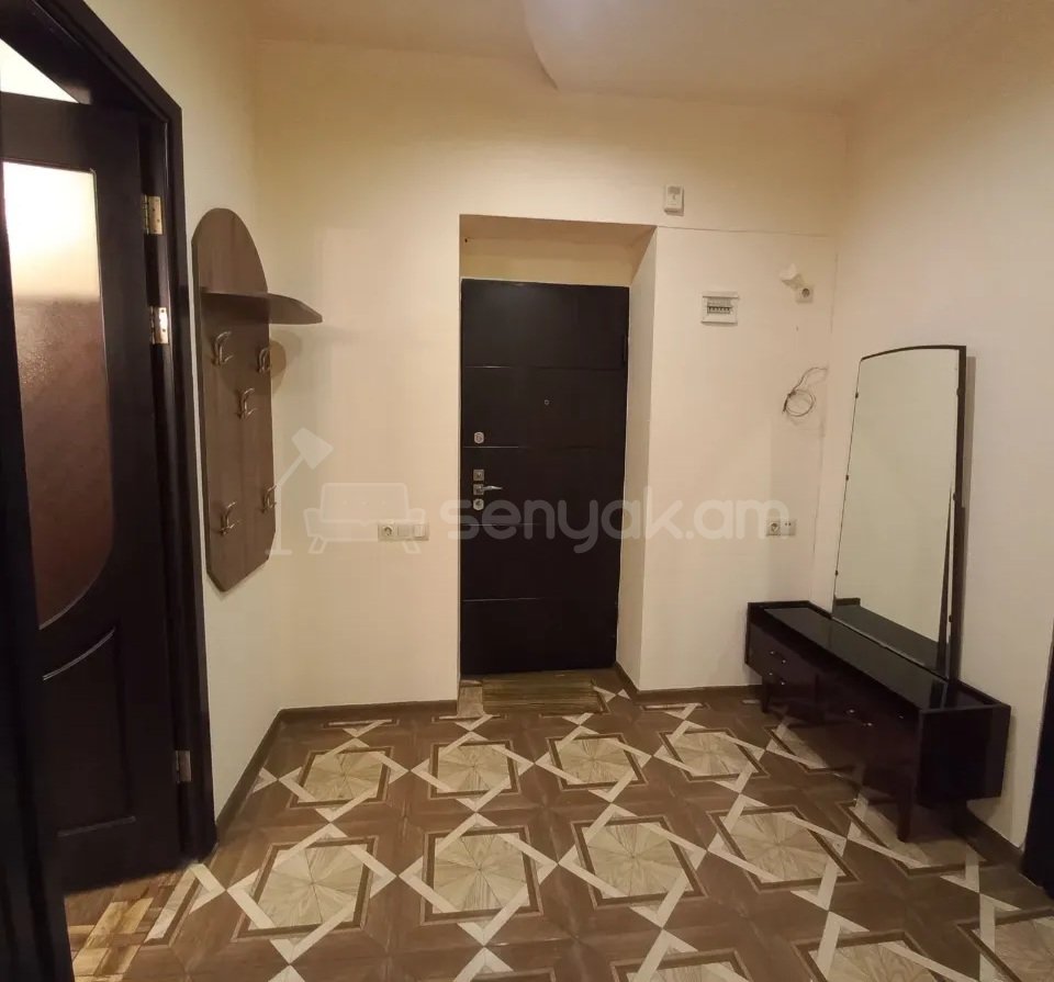 2 Սենյականոց Բնակարան Քարե Շենքում, 70քմ, 2/4 հարկ, Կապիտալ Վերանորոգված, Կահավորված