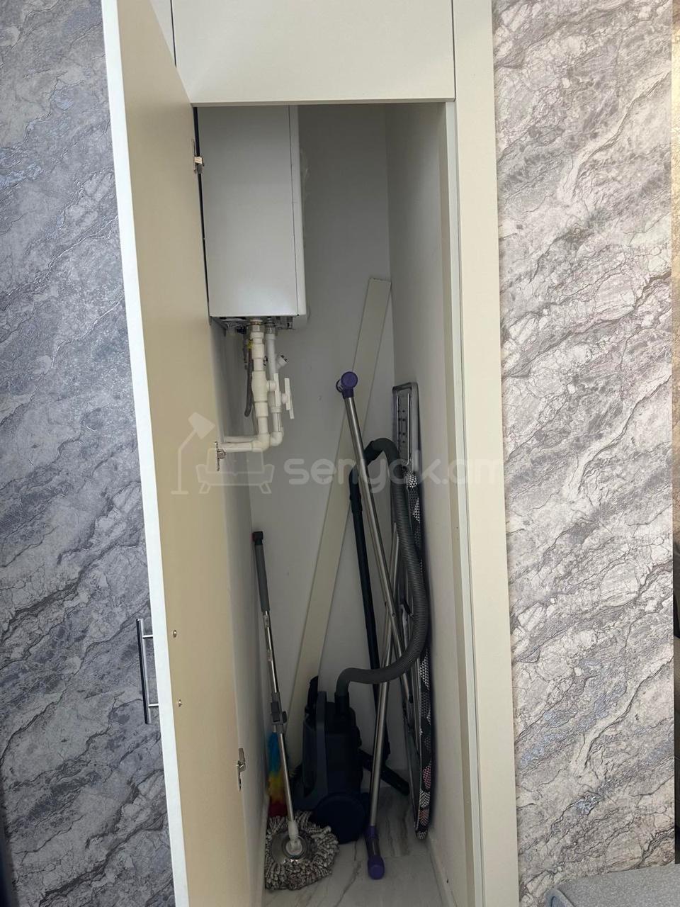 2 Սենյականոց Բնակարան Նորակառույցում, 55քմ, 4/15 հարկ, Դիզայներական Վերանորոգված, Կահավորված, Արևկող