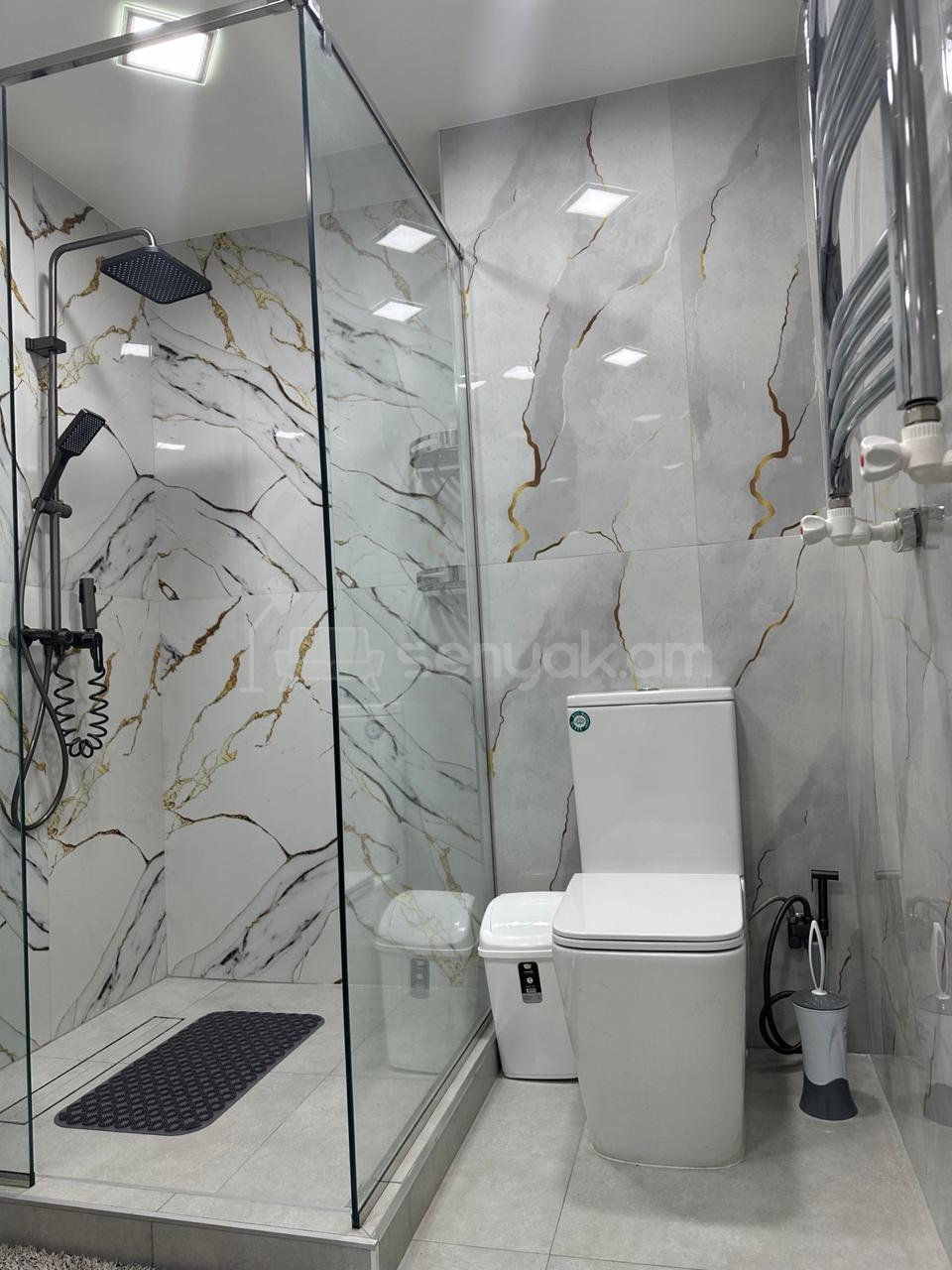 2 Սենյականոց Բնակարան Նորակառույցում, 55քմ, 4/15 հարկ, Դիզայներական Վերանորոգված, Կահավորված, Արևկող