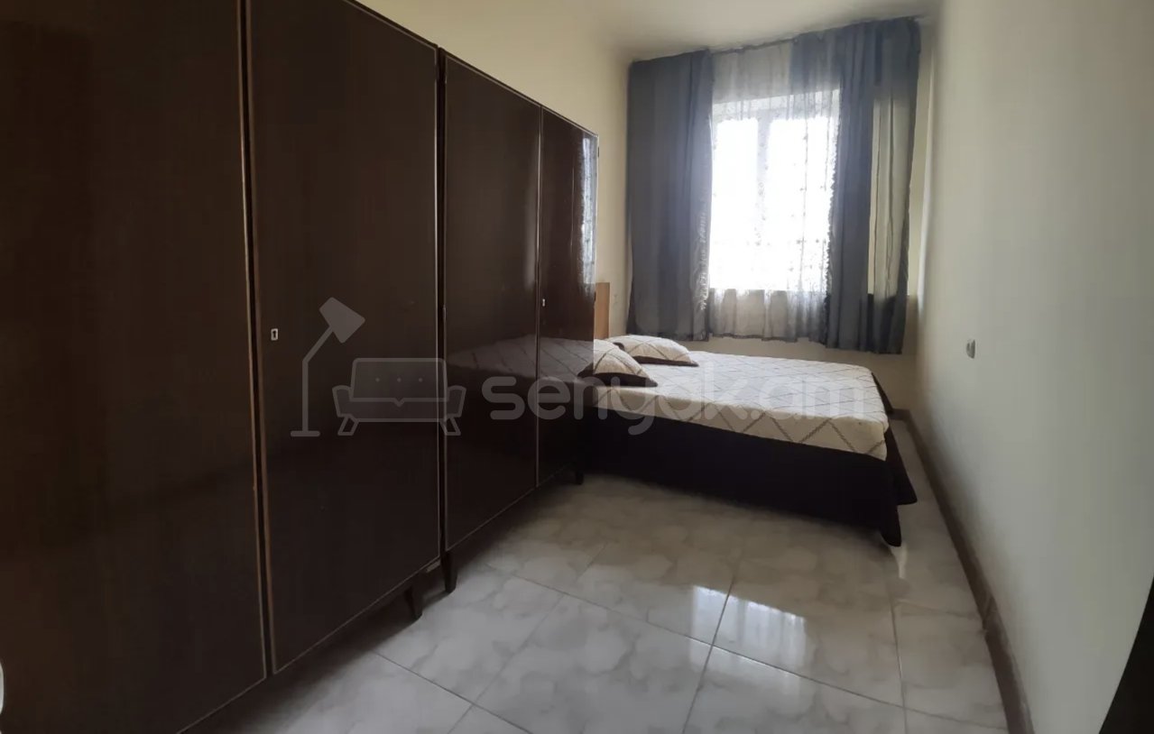 2 Սենյականոց Բնակարան Քարե Շենքում, 50քմ, 2/2 հարկ, Կապիտալ Վերանորոգված, Կահավորված