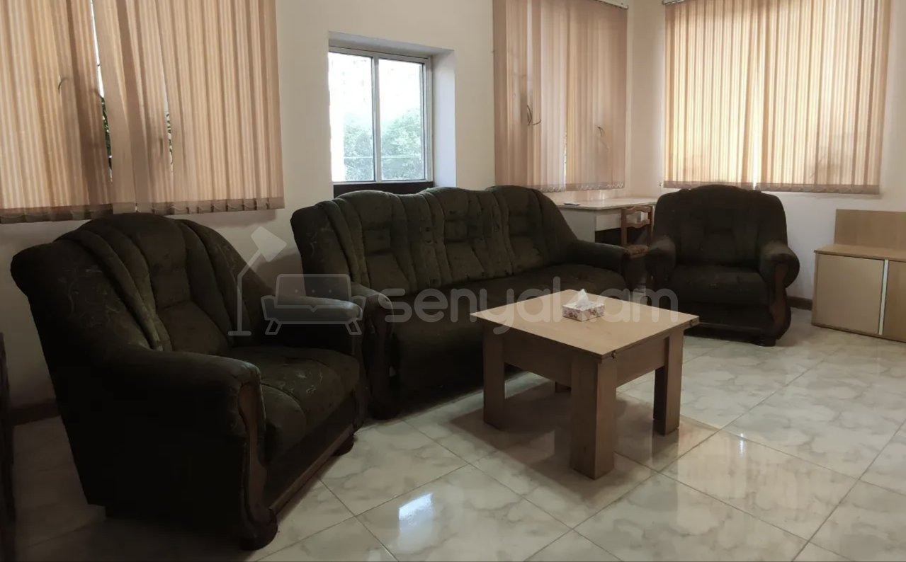 2 Սենյականոց Բնակարան Քարե Շենքում, 50քմ, 2/2 հարկ, Կապիտալ Վերանորոգված, Կահավորված