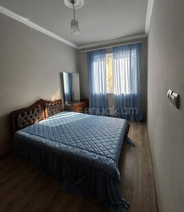 2 Սենյականոց Բնակարան Քարե Շենքում, 45քմ, 1/1 հարկ, Նորմալ Վիճակում, Կահավորված