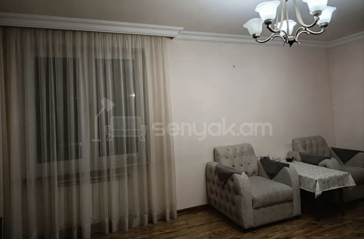 2 Սենյականոց Բնակարան Քարե Շենքում, 58քմ, 3/9 հարկ, Կապիտալ Վերանորոգված, Կահավորված