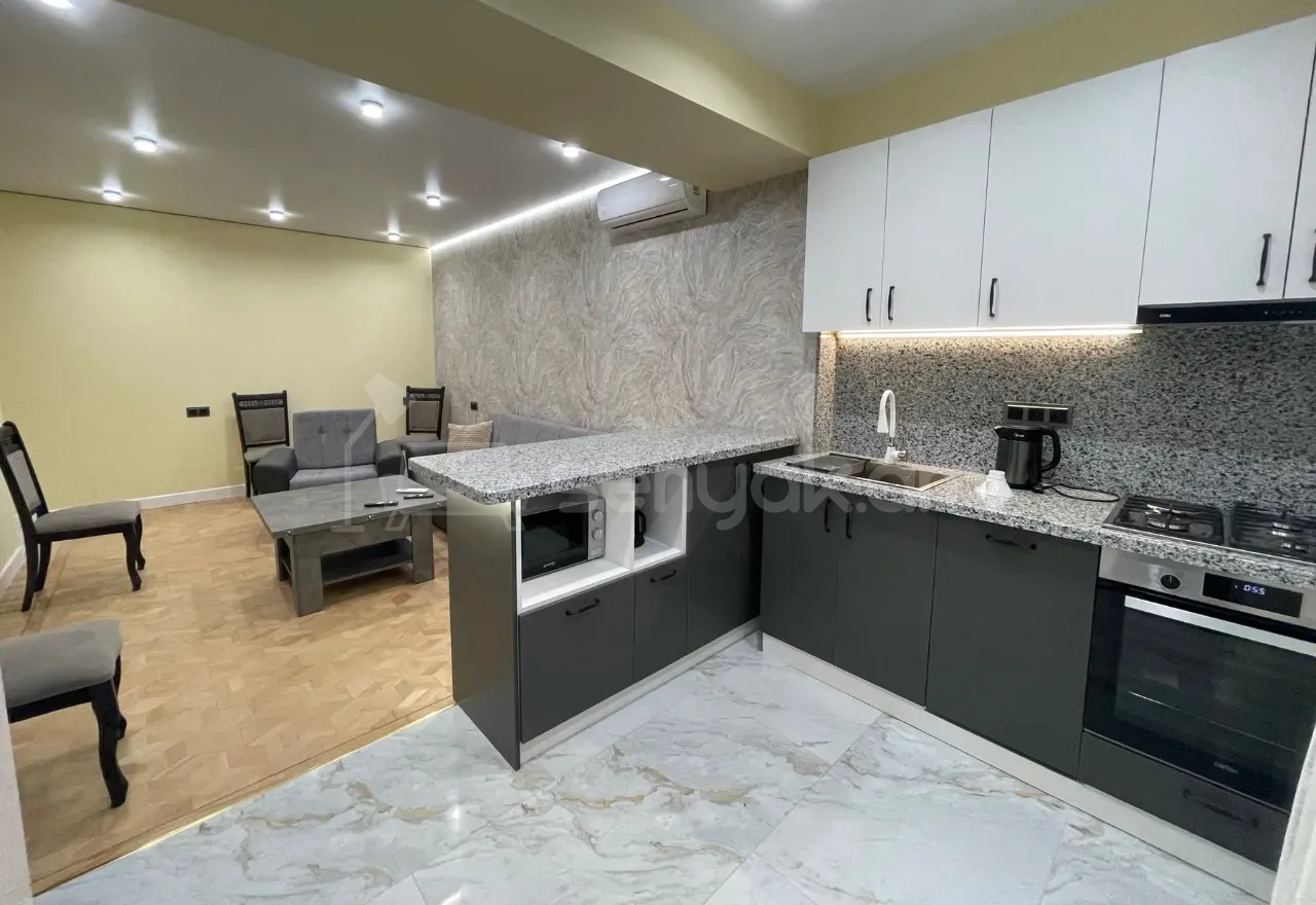 3 Սենյականոց Բնակարան, 67քմ, 3/10 հարկ, Կապիտալ Վերանորոգված, Կահավորված, Արևկող