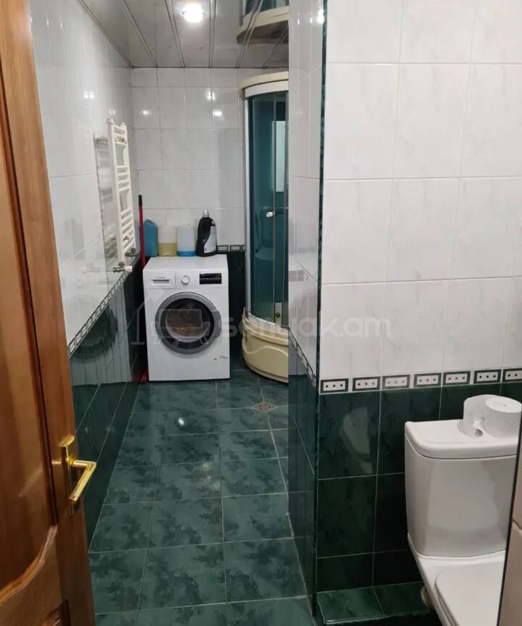 3 Սենյականոց Բնակարան Քարե Շենքում, 83քմ, 5/5 հարկ, Կապիտալ Վերանորոգված, Կահավորված, Արևկող