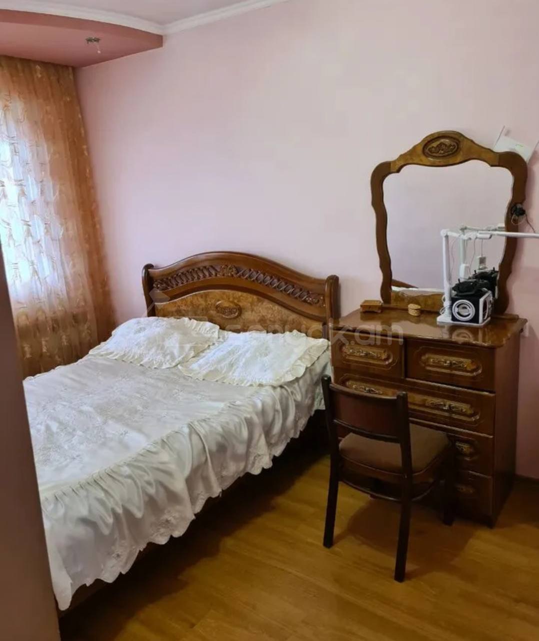 3 Սենյականոց Բնակարան Քարե Շենքում, 83քմ, 5/5 հարկ, Կապիտալ Վերանորոգված, Կահավորված, Արևկող