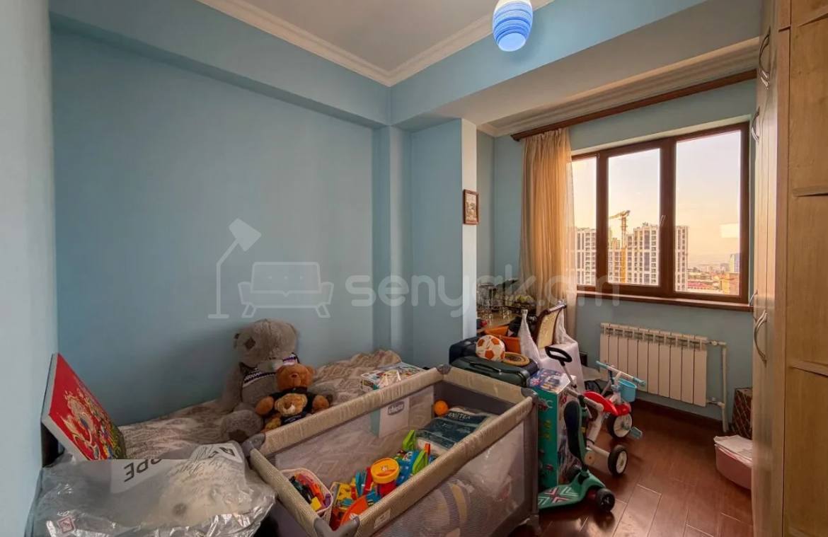 4 Սենյականոց Բնակարան Նորակառույցում, 140քմ, 8/14 հարկ, Դիզայներական Վերանորոգված