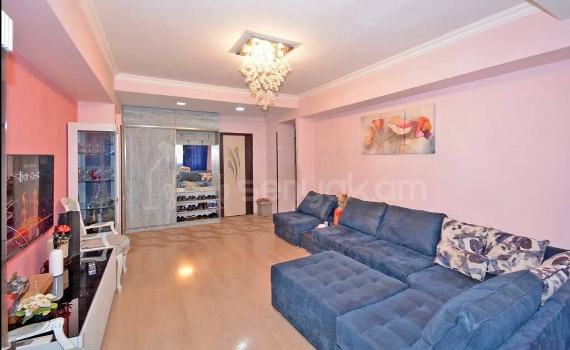 3 Սենյականոց Բնակարան, 90քմ, 2/9 հարկ, Կապիտալ Վերանորոգված