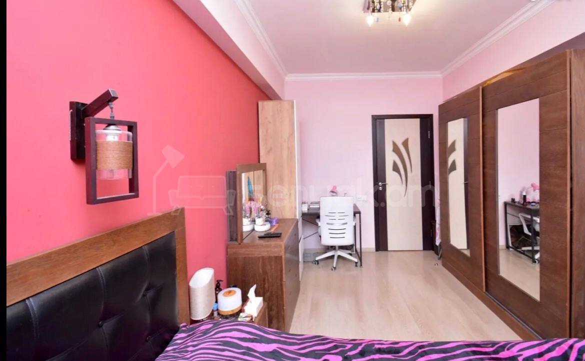 3 Սենյականոց Բնակարան, 90քմ, 2/9 հարկ, Կապիտալ Վերանորոգված