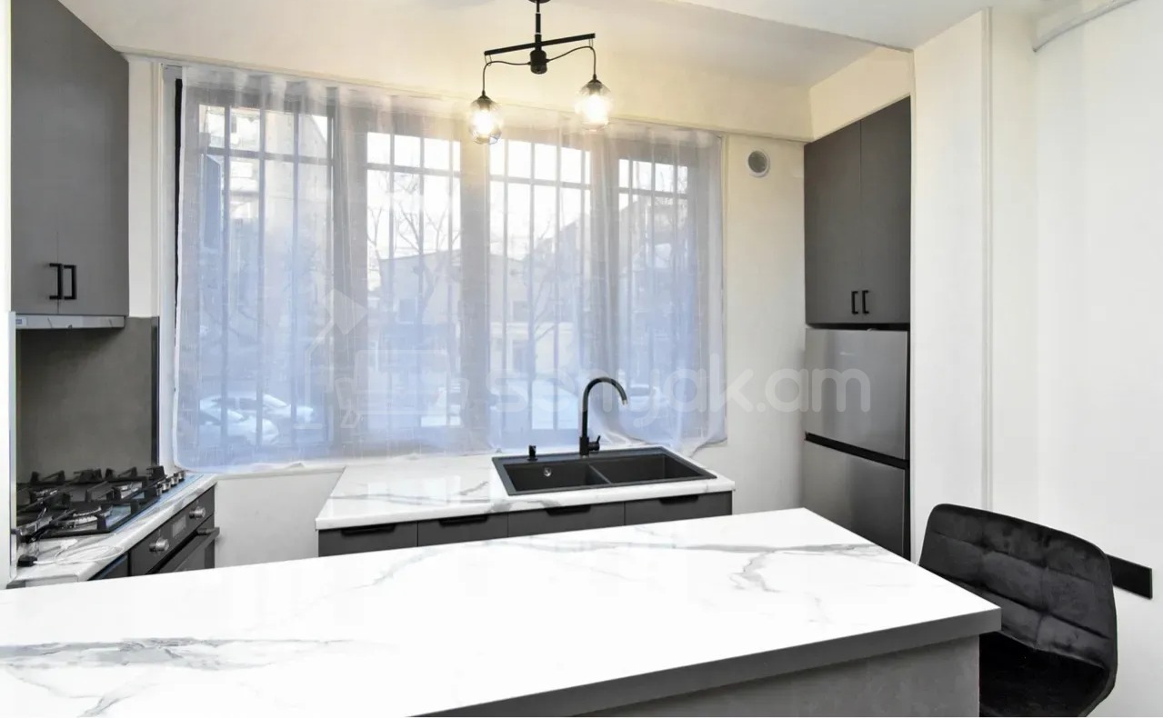 3 Սենյականոց Բնակարան, 63քմ, 2/9 հարկ, Կապիտալ Վերանորոգված