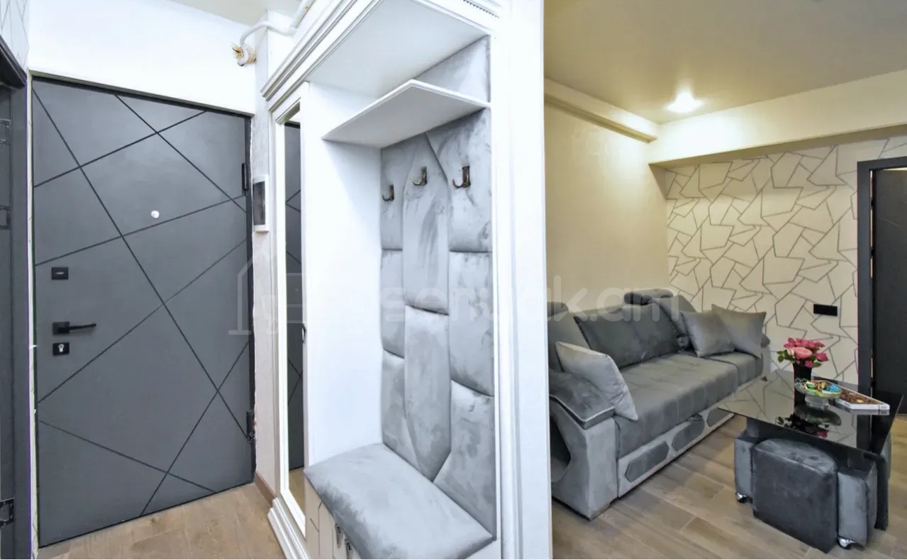 3 Սենյականոց Բնակարան, 63քմ, 2/9 հարկ, Դիզայներական Վերանորոգված