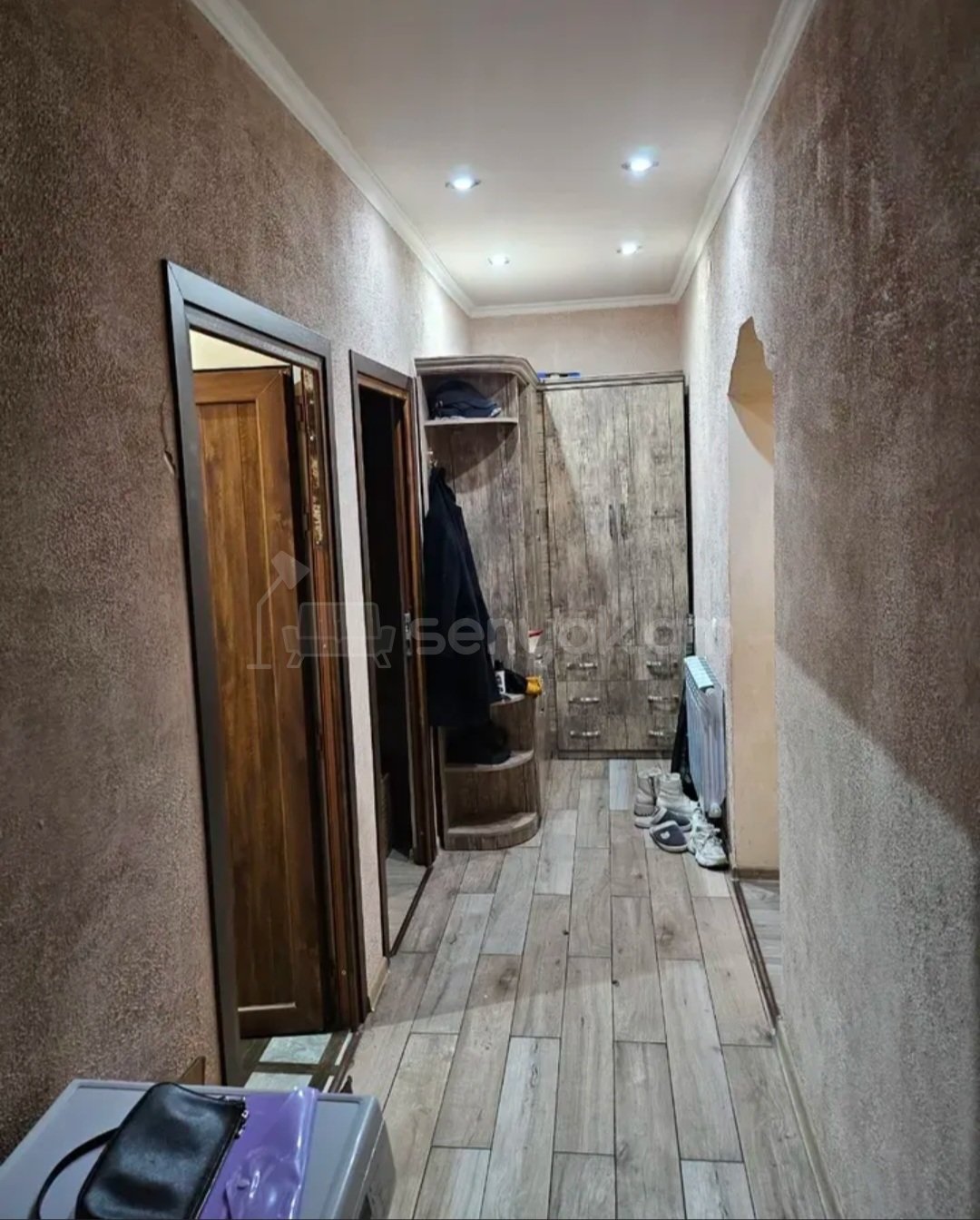 3 Սենյականոց Բնակարան Քարե Շենքում, 63քմ, 2/5 հարկ, Կապիտալ Վերանորոգված, Կահավորված, Արևկող