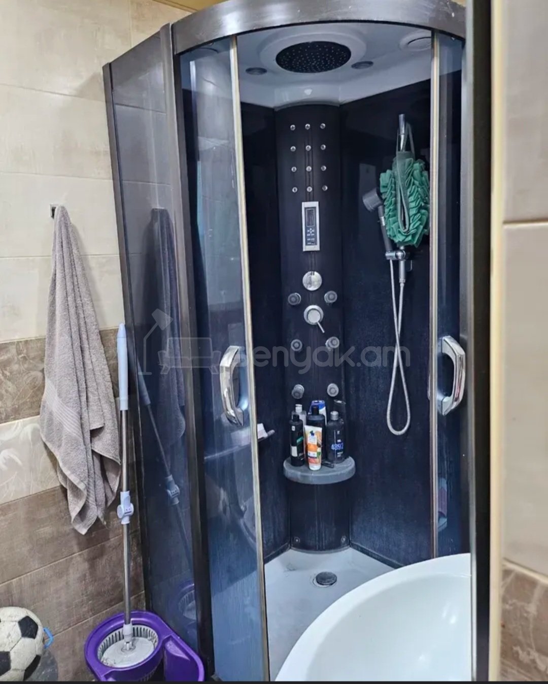 3 Սենյականոց Բնակարան Քարե Շենքում, 63քմ, 2/5 հարկ, Կապիտալ Վերանորոգված, Կահավորված, Արևկող