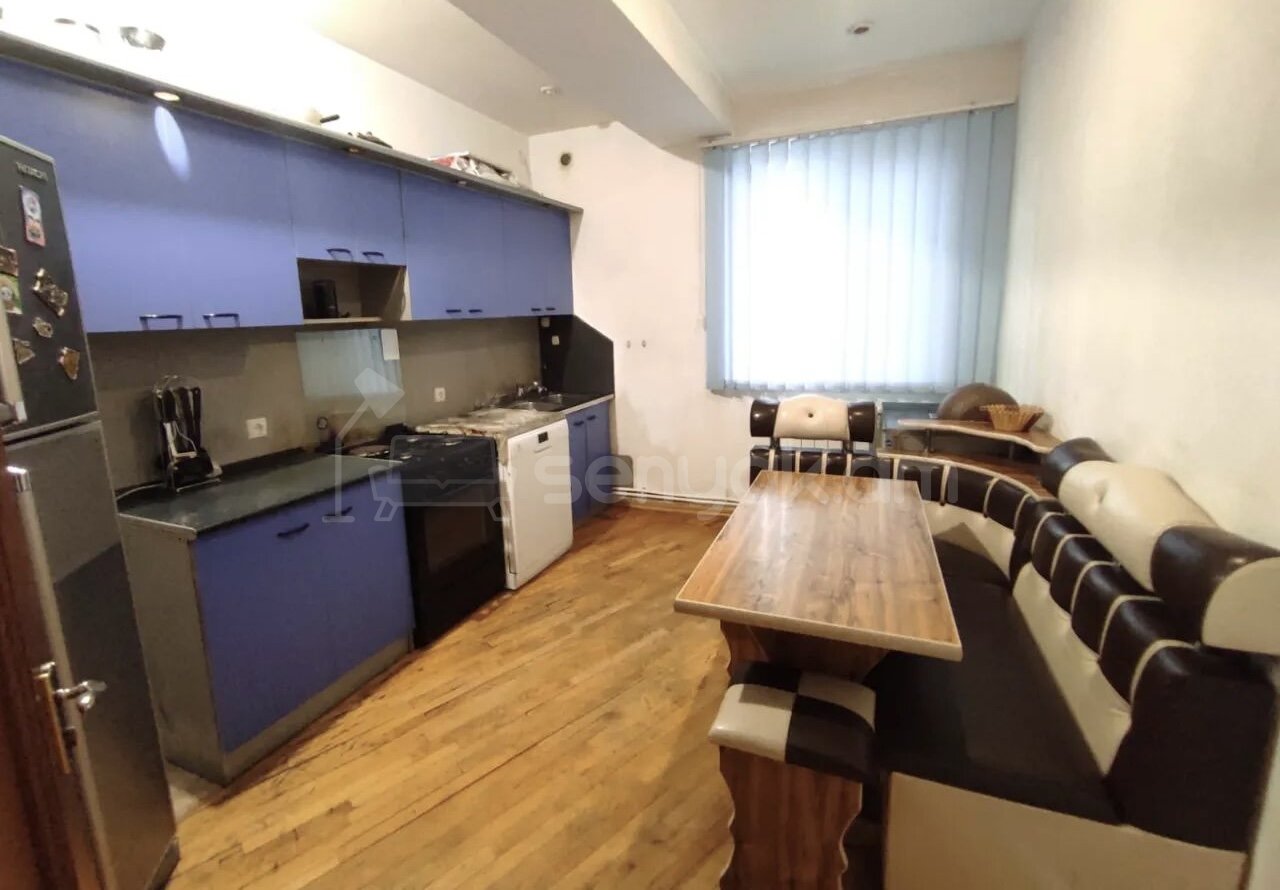 5 Սենյականոց Սեփական Տուն, 248քմ, Նորմալ Վիճակում, Կահավորված