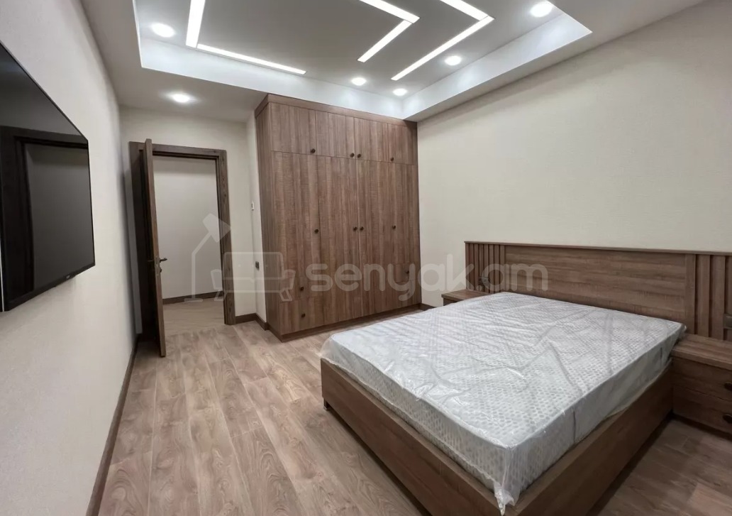 3 Սենյականոց Բնակարան Նորակառույցում, 92քմ, 4/20 հարկ, Դիզայներական Վերանորոգված, Կահավորված