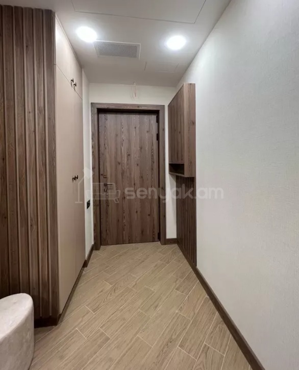 3 Սենյականոց Բնակարան Նորակառույցում, 92քմ, 4/20 հարկ, Դիզայներական Վերանորոգված, Կահավորված