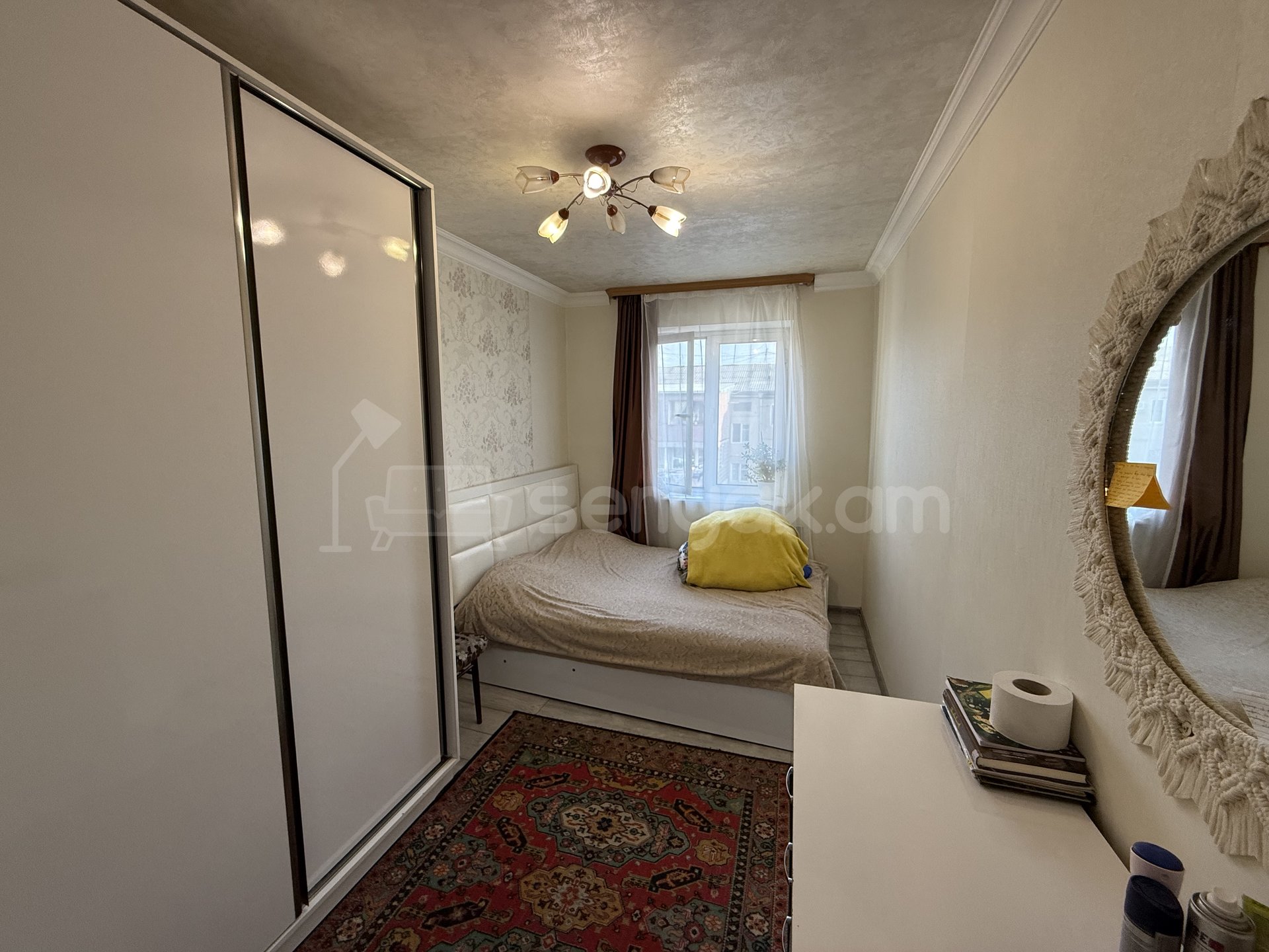 4 Սենյականոց Բնակարան, 77քմ, 4/4 հարկ, Նորմալ Վիճակում