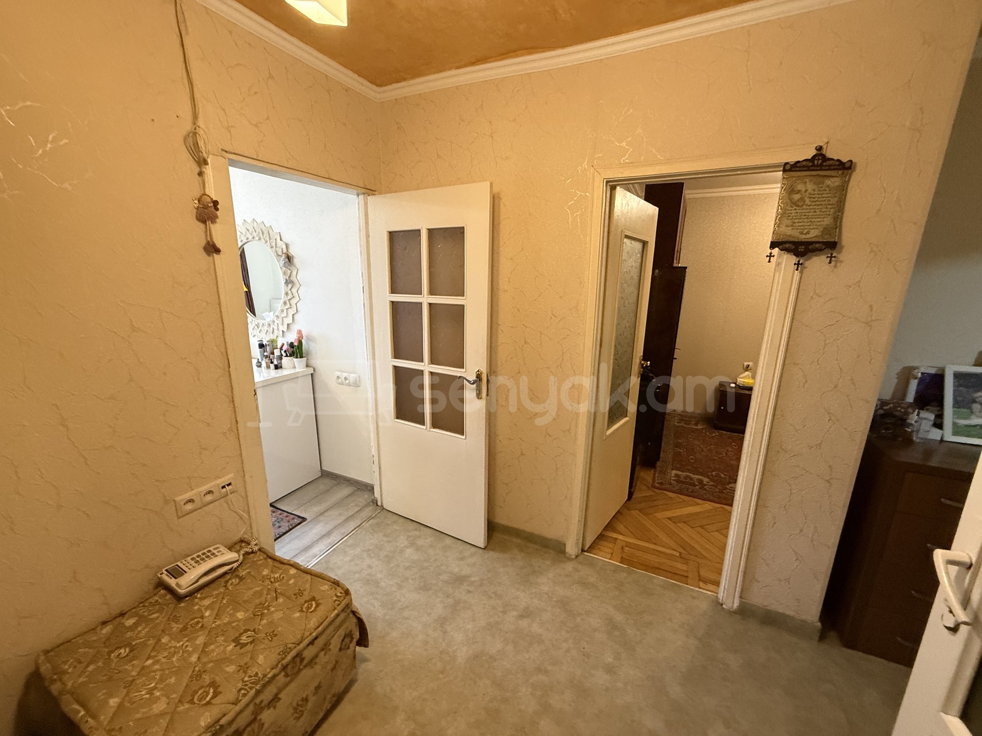 4 Սենյականոց Բնակարան, 77քմ, 4/4 հարկ, Նորմալ Վիճակում