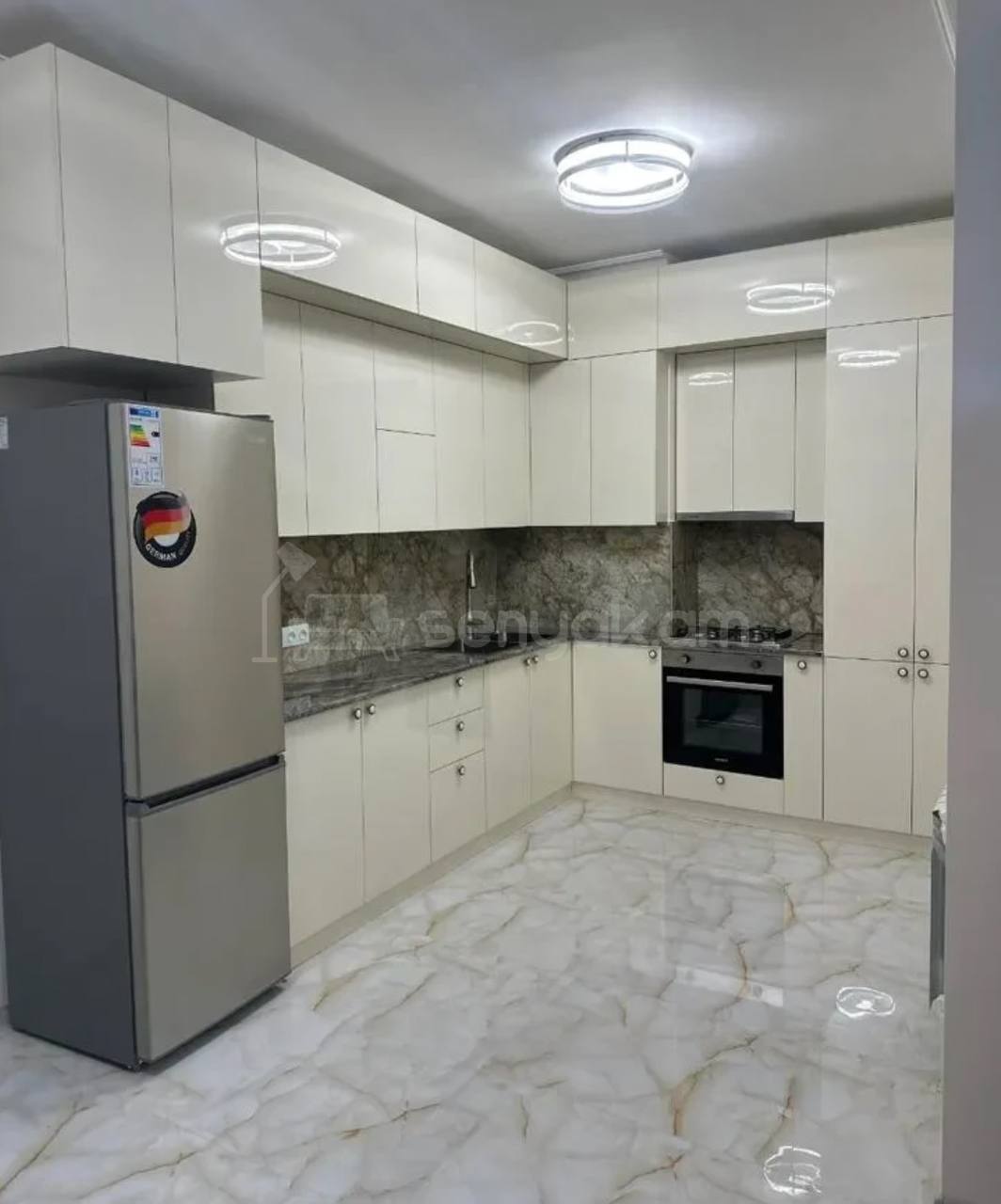 2 Սենյականոց Բնակարան, 53քմ, 8/10 հարկ, Կապիտալ Վերանորոգված, Կահավորված, Արևկող