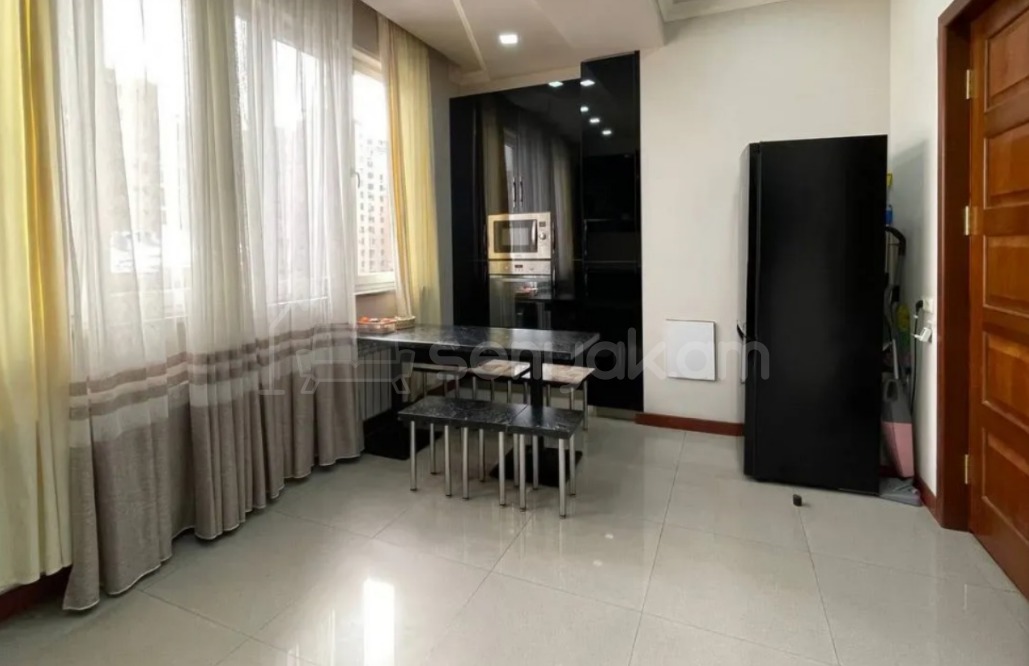 4 Սենյականոց Բնակարան Նորակառույցում, 130քմ, 5/10 հարկ, Դիզայներական Վերանորոգված, Կահավորված