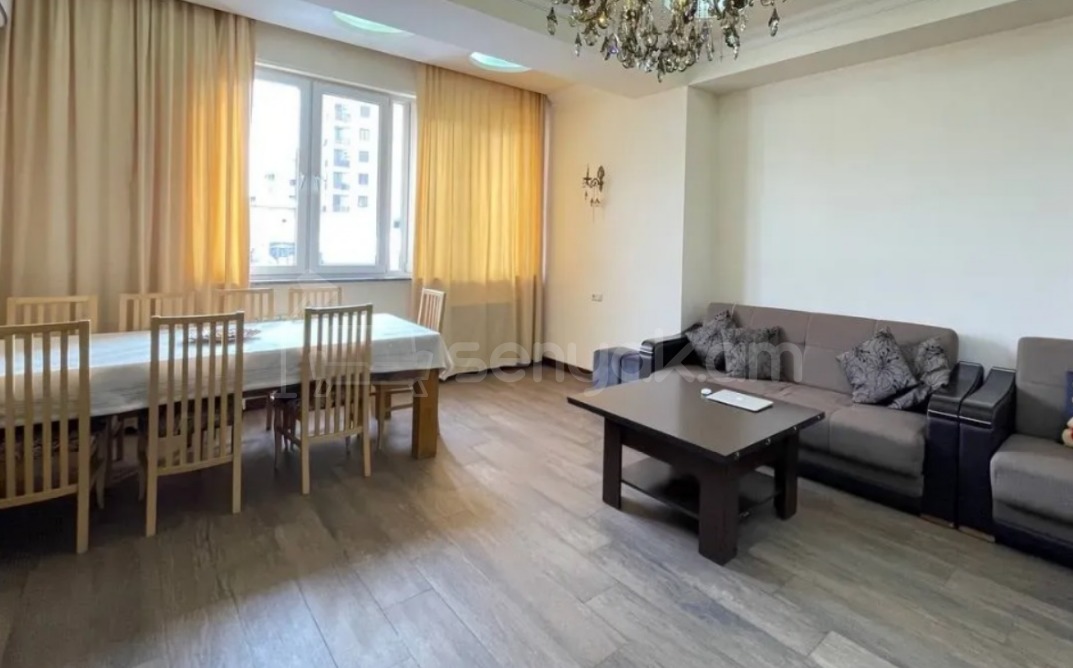 4 Սենյականոց Բնակարան Նորակառույցում, 130քմ, 5/10 հարկ, Դիզայներական Վերանորոգված, Կահավորված