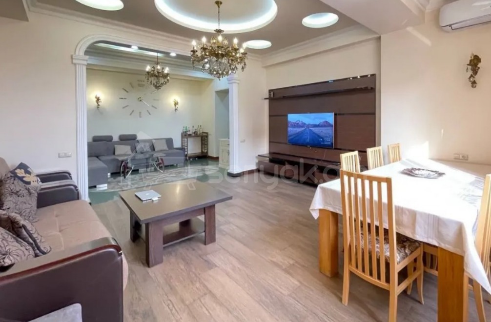 4 Սենյականոց Բնակարան Նորակառույցում, 130քմ, 5/10 հարկ, Դիզայներական Վերանորոգված, Կահավորված