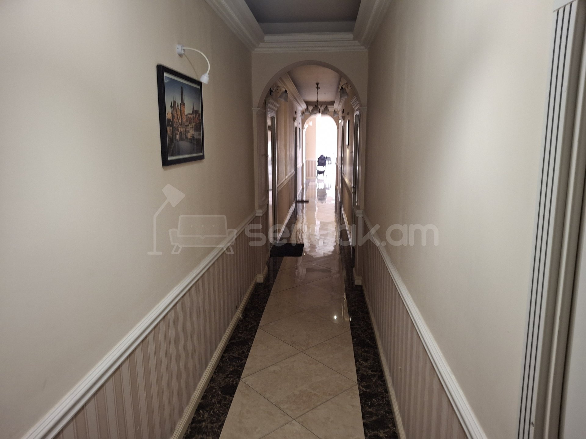 2 Սենյականոց Բնակարան Նորակառույց Քարե Շենքում, 43քմ, 2/7 հարկ, Կապիտալ Վերանորոգված, Կահավորված