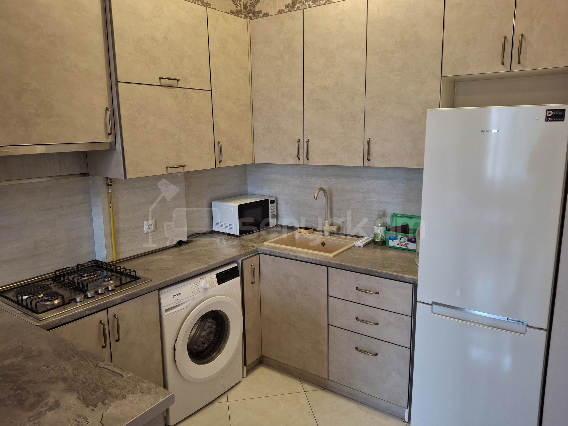 2 Սենյականոց Բնակարան Նորակառույց Քարե Շենքում, 43քմ, 2/7 հարկ, Կապիտալ Վերանորոգված, Կահավորված