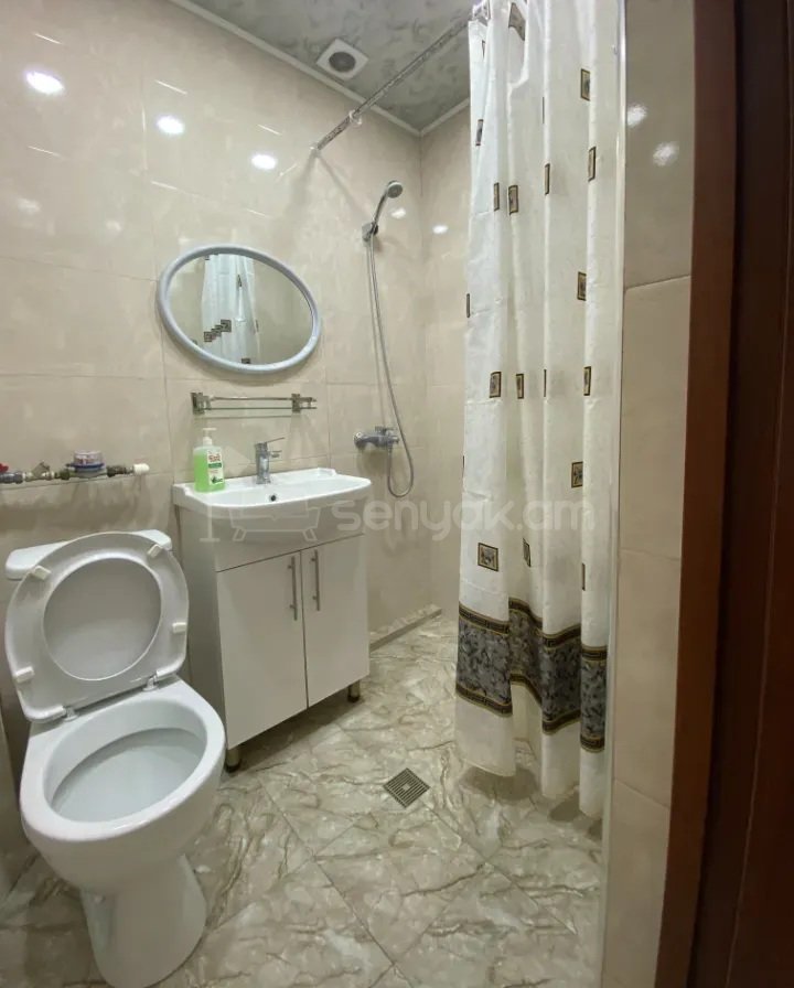 1 Սենյականոց Բնակարան Քարե Շենքում, 31քմ, 3/4 հարկ, Դիզայներական Վերանորոգված, Կահավորված