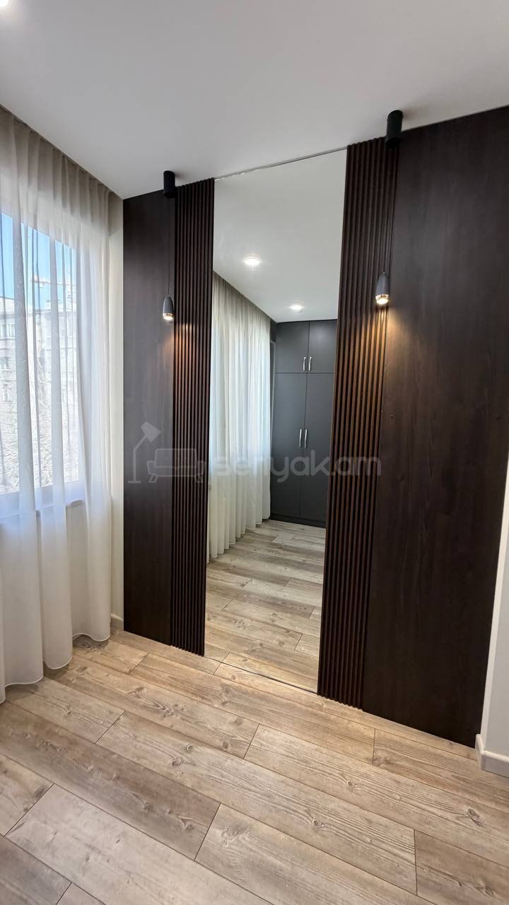 2 Սենյականոց Բնակարան Նորակառույցում, 68քմ, 3/5 հարկ, Դիզայներական Վերանորոգված, Կահավորված