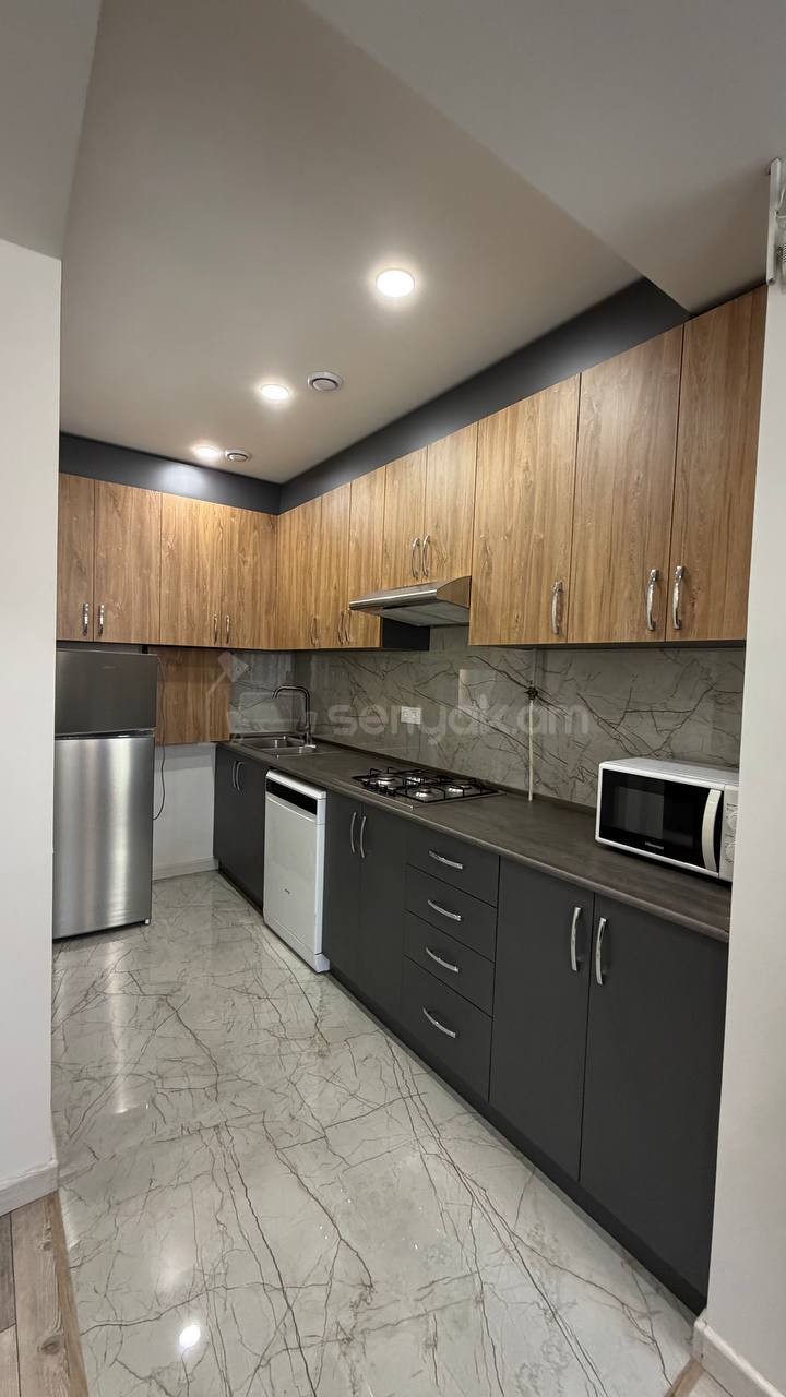 2 Սենյականոց Բնակարան Նորակառույցում, 68քմ, 3/5 հարկ, Դիզայներական Վերանորոգված, Կահավորված