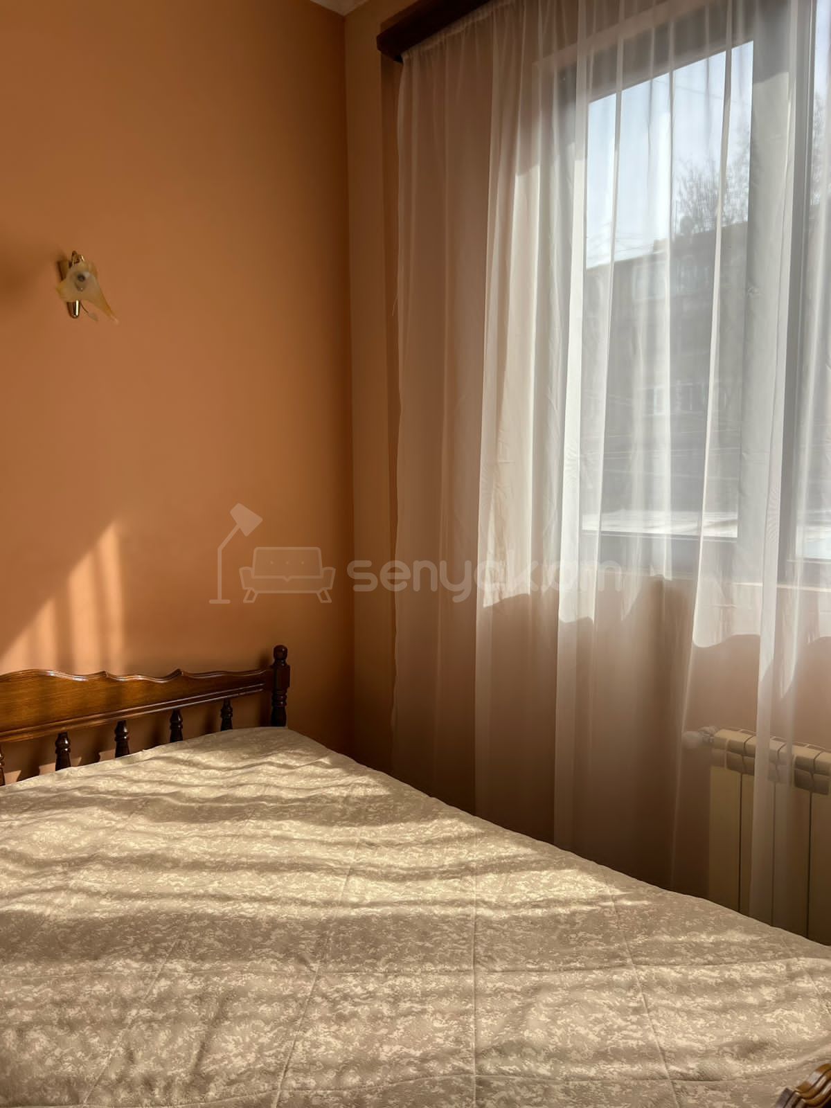 3 Սենյականոց Բնակարան Քարե Շենքում, 60քմ, 2/5 հարկ, Նորմալ Վիճակում, Կահավորված