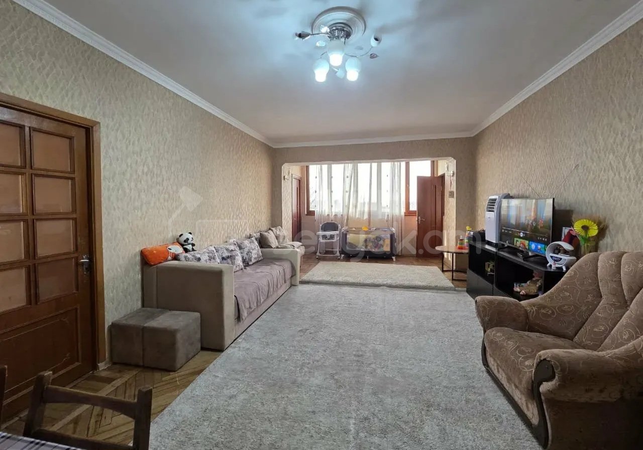 3 Սենյականոց Բնակարան Քարե Շենքում, 72քմ, 4/7 հարկ, Կոսմետիկ Վերանորոգված, Կահավորված