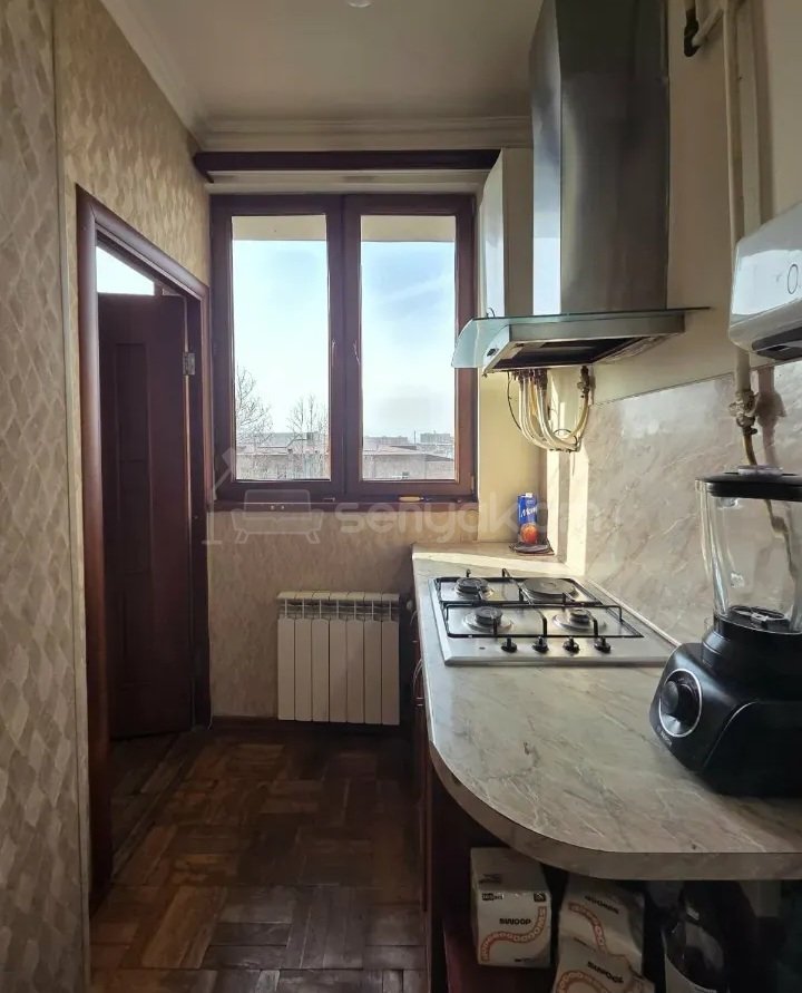 3 Սենյականոց Բնակարան Քարե Շենքում, 72քմ, 4/7 հարկ, Կոսմետիկ Վերանորոգված, Կահավորված