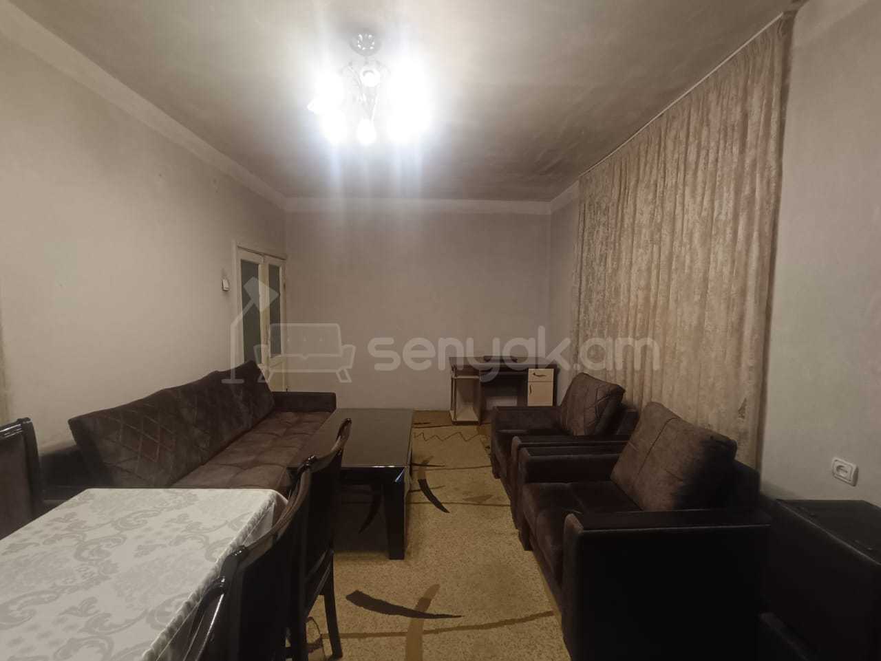 5 Սենյականոց Բնակարան Քարե Շենքում, 94քմ, 1/5 հարկ, Կոսմետիկ Վերանորոգված