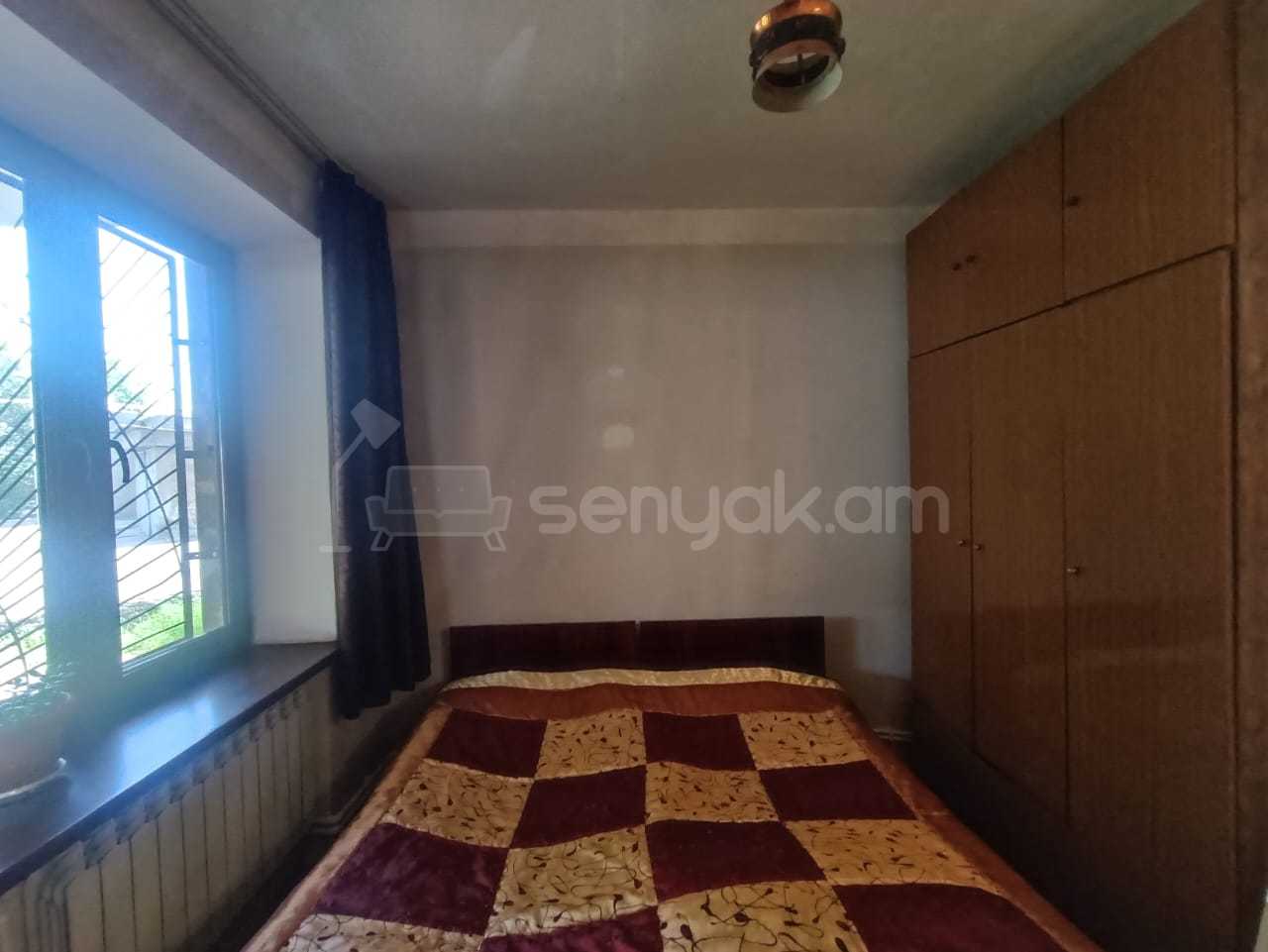 5 Սենյականոց Բնակարան Քարե Շենքում, 94քմ, 1/5 հարկ, Կոսմետիկ Վերանորոգված