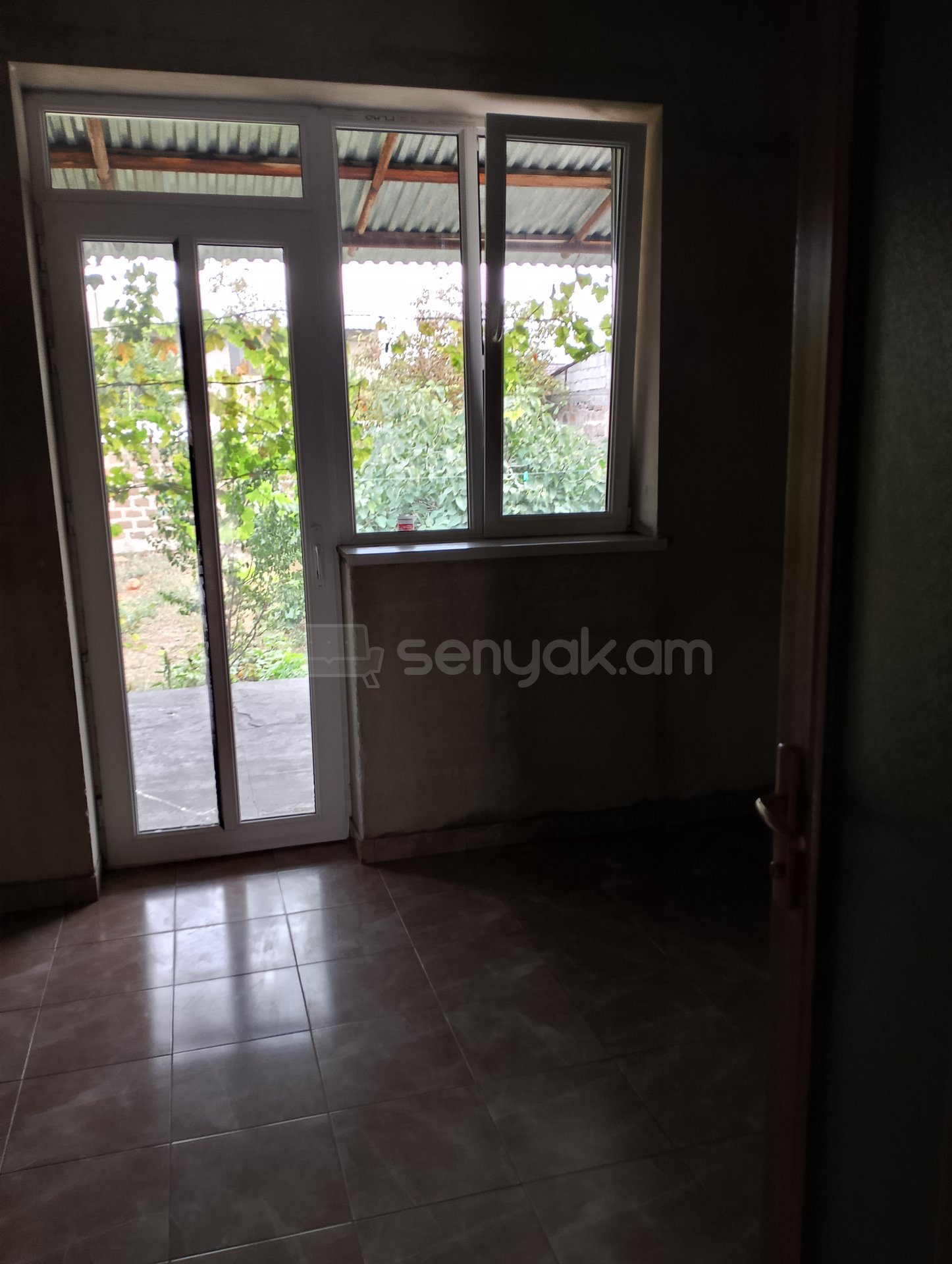 4 Սենյականոց Սեփական Տուն, 120քմ, Կոսմետիկ Վերանորոգված, Ավտոտնակով