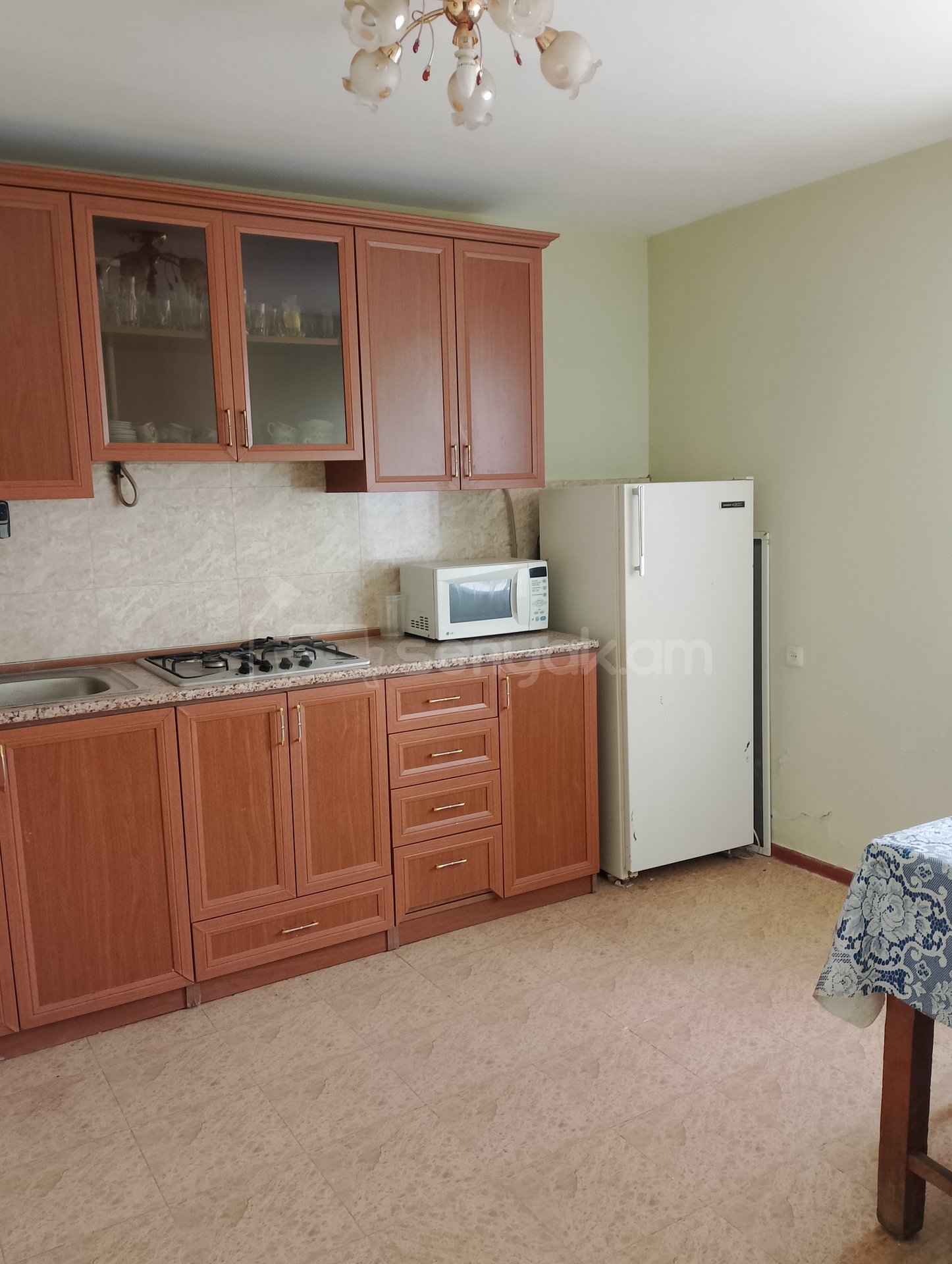 8 Սենյականոց Սեփական Տուն, 400քմ, Կոսմետիկ Վերանորոգված, Ավտոտնակով