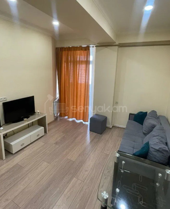 2 Սենյականոց Բնակարան Նորակառույցում, 50քմ, 15/17 հարկ, Կապիտալ Վերանորոգված, Կահավորված