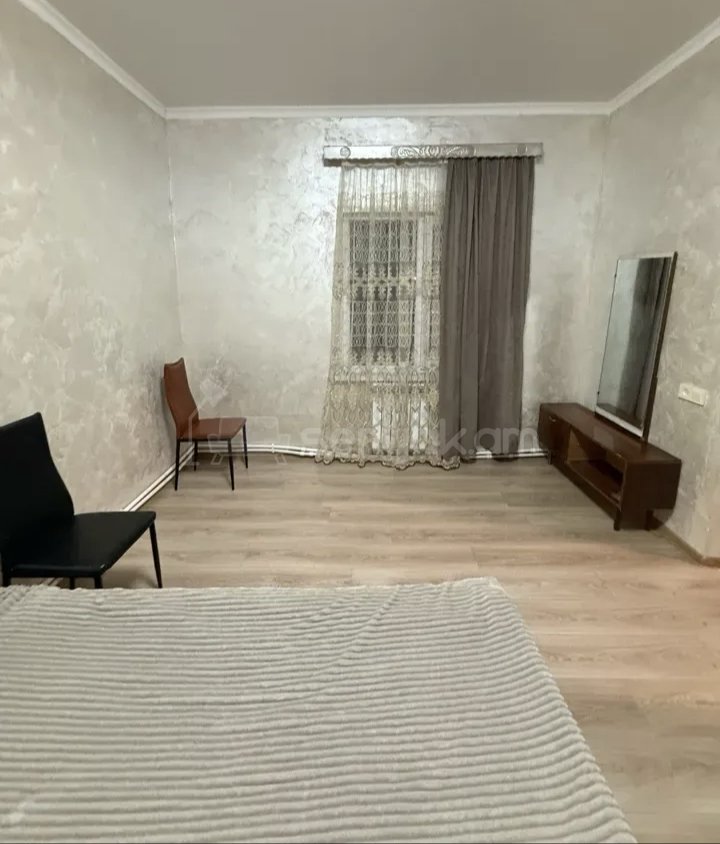 4 Սենյականոց Բնակարան, 88քմ, 6/9 հարկ, Կապիտալ Վերանորոգված, Կահավորված, Արևկող