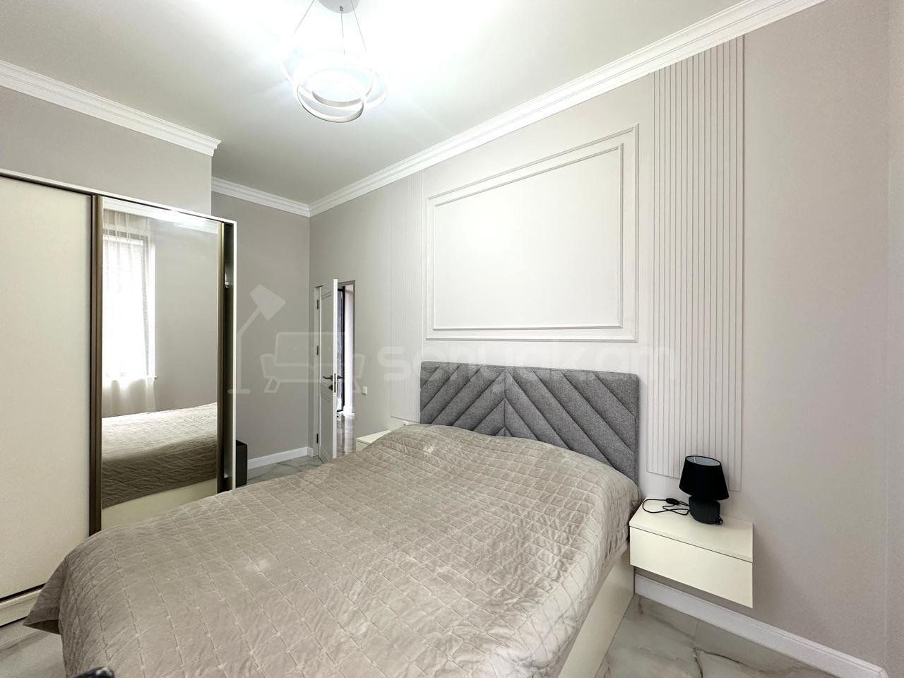 5 Սենյականոց Շքեղ Առանձնատուն, 300քմ, Լողավազանով, Ավտոտնակով