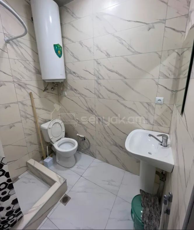 2 Սենյականոց Բնակարան Քարե Շենքում, 45քմ, 4/5 հարկ, Կապիտալ Վերանորոգված, Կահավորված, Արևկող