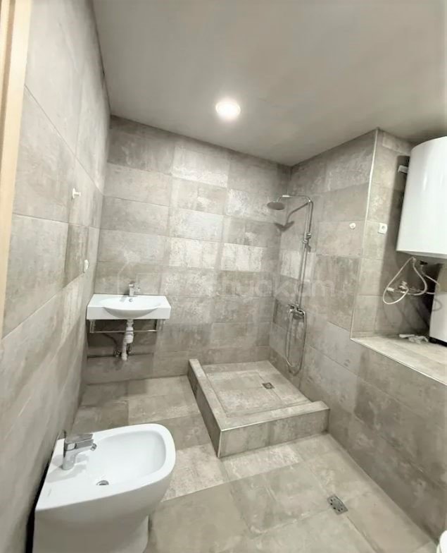 2 Սենյականոց Բնակարան Նորակառույցում, 68քմ, 3/5 հարկ, Կապիտալ Վերանորոգված, Կահավորված, Արևկող