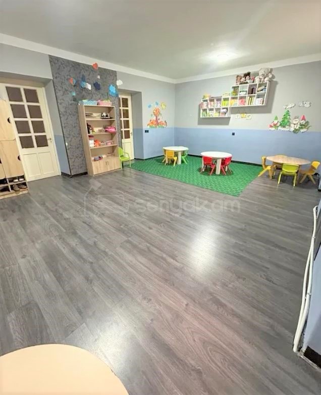 Օֆիսային Տարածք, 100քմ, Կապիտալ Վերանորոգված