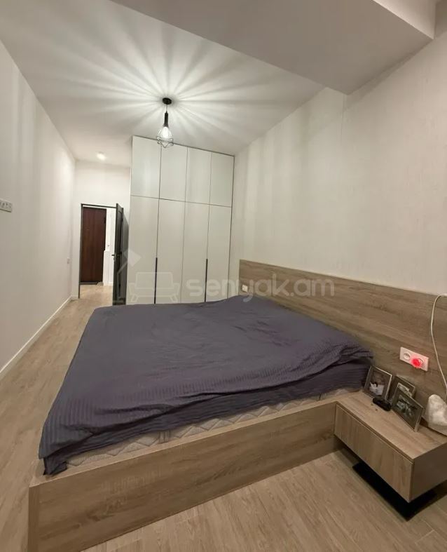 2 Սենյականոց Բնակարան Նորակառույցում, 52քմ, 3/15 հարկ, Կապիտալ Վերանորոգված