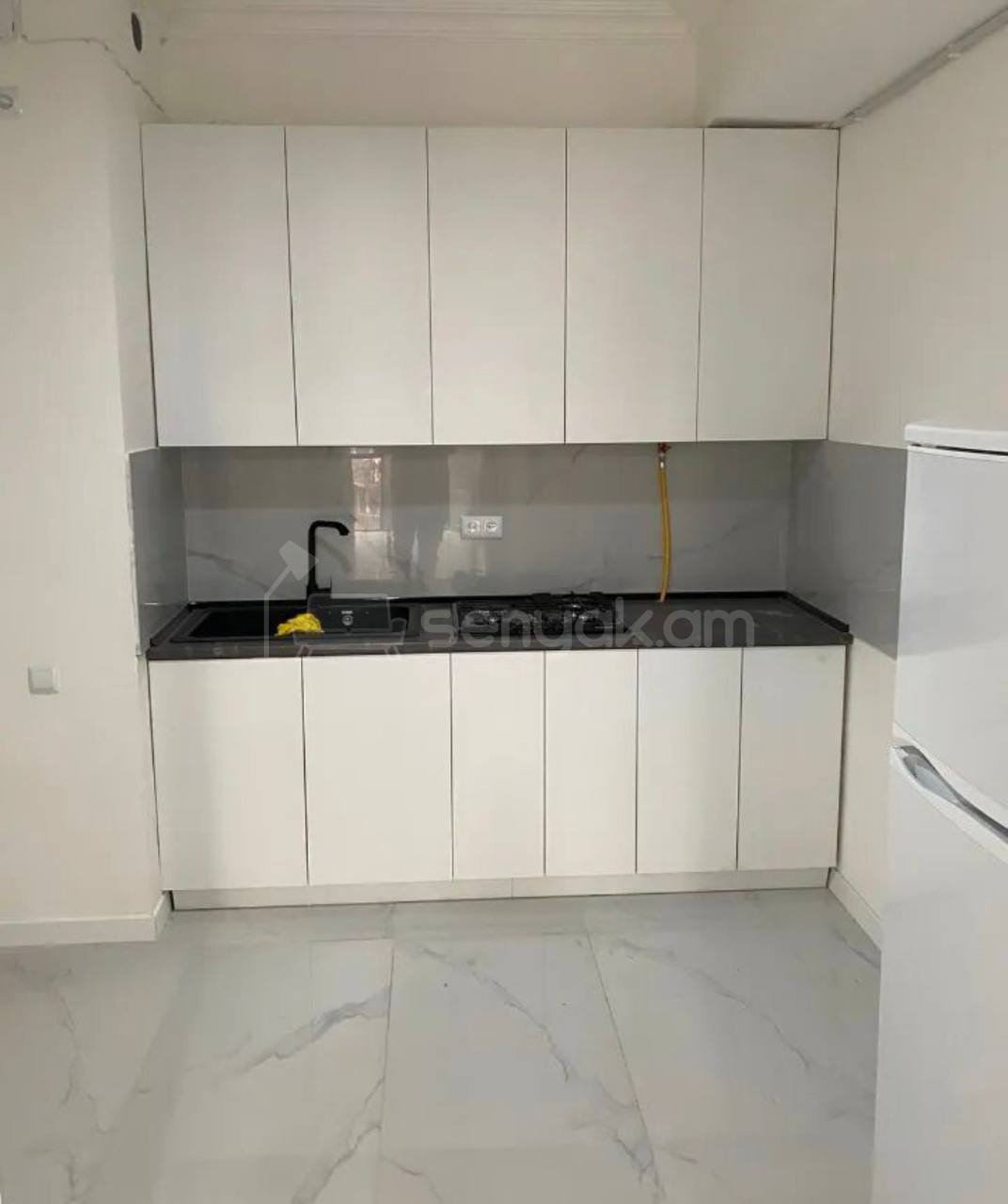 3 Սենյականոց Բնակարան, 61քմ, 3/12 հարկ, Կապիտալ Վերանորոգված, Կահավորված