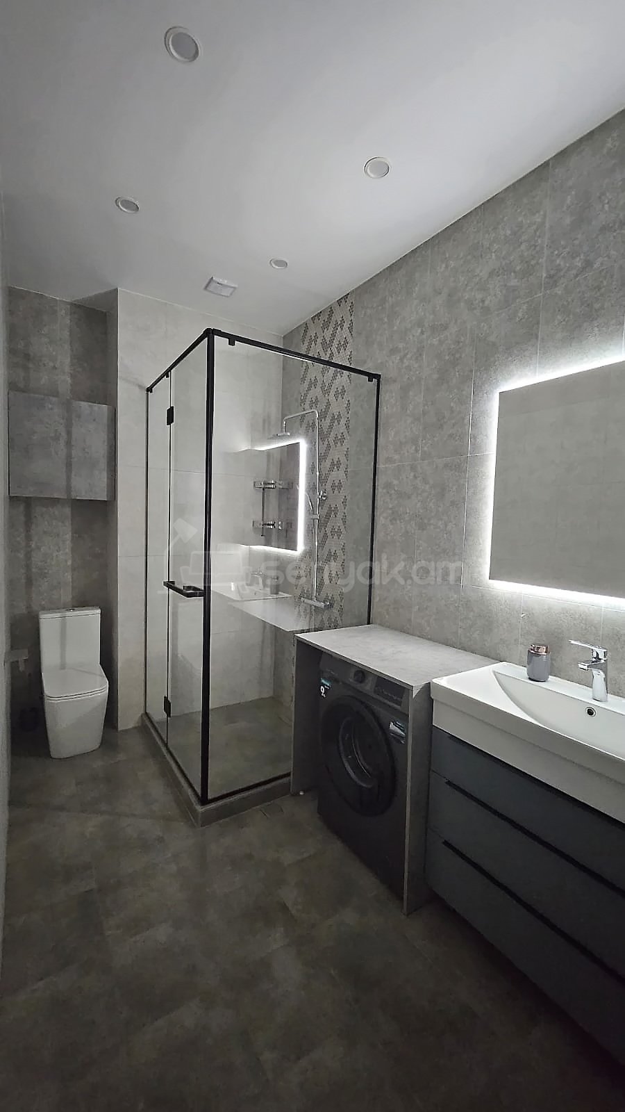 2 Սենյականոց Բնակարան Նորակառույցում, 65քմ, 15/16 հարկ, Դիզայներական Վերանորոգված, Կահավորված, Արևկող