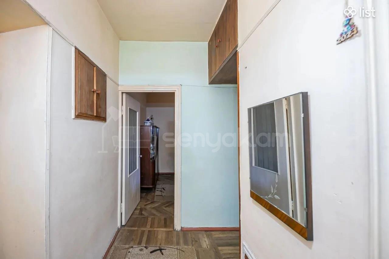 1 Սենյականոց Բնակարան Քարե Շենքում, 40քմ, 1/9 հարկ, Նորմալ Վիճակում