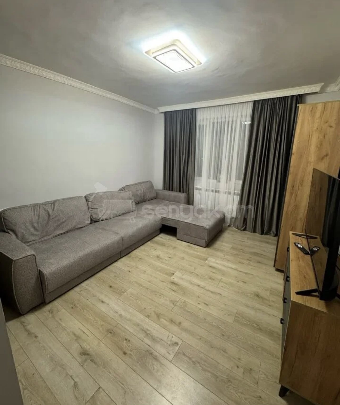 1 Սենյականոց Բնակարան, 40քմ, 12/12 հարկ, Կոսմետիկ Վերանորոգված, Կահավորված