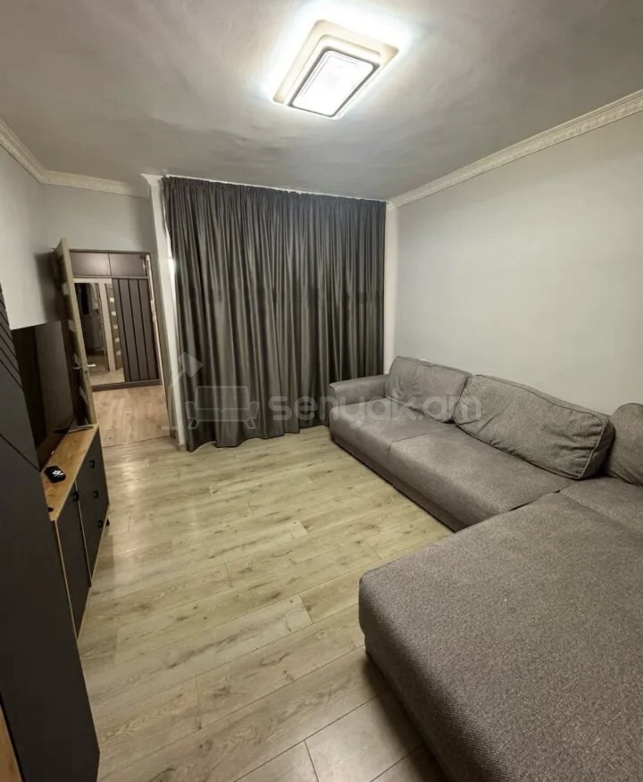 1 Սենյականոց Բնակարան, 40քմ, 12/12 հարկ, Կոսմետիկ Վերանորոգված, Կահավորված